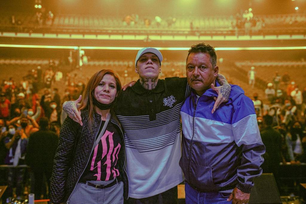 Santa Fe Klan y el valor de no olvidar los orígenes de su carrera